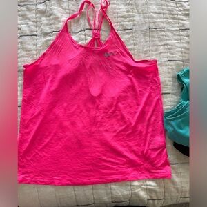 Nike running top large